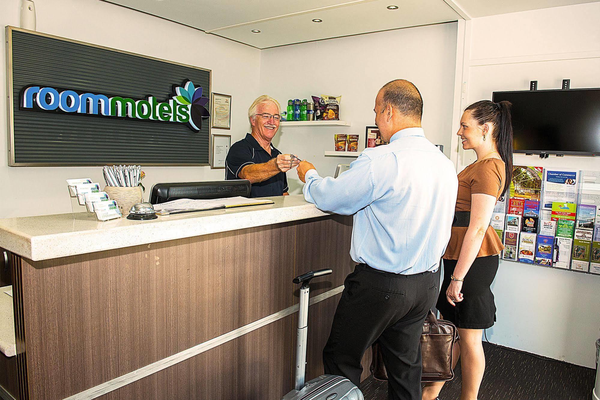 Room Motels Kingaroy Kültér fotó